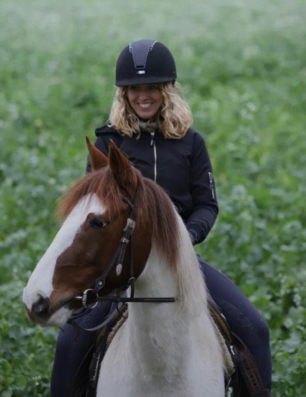 Jennifer Kelm auf Honey